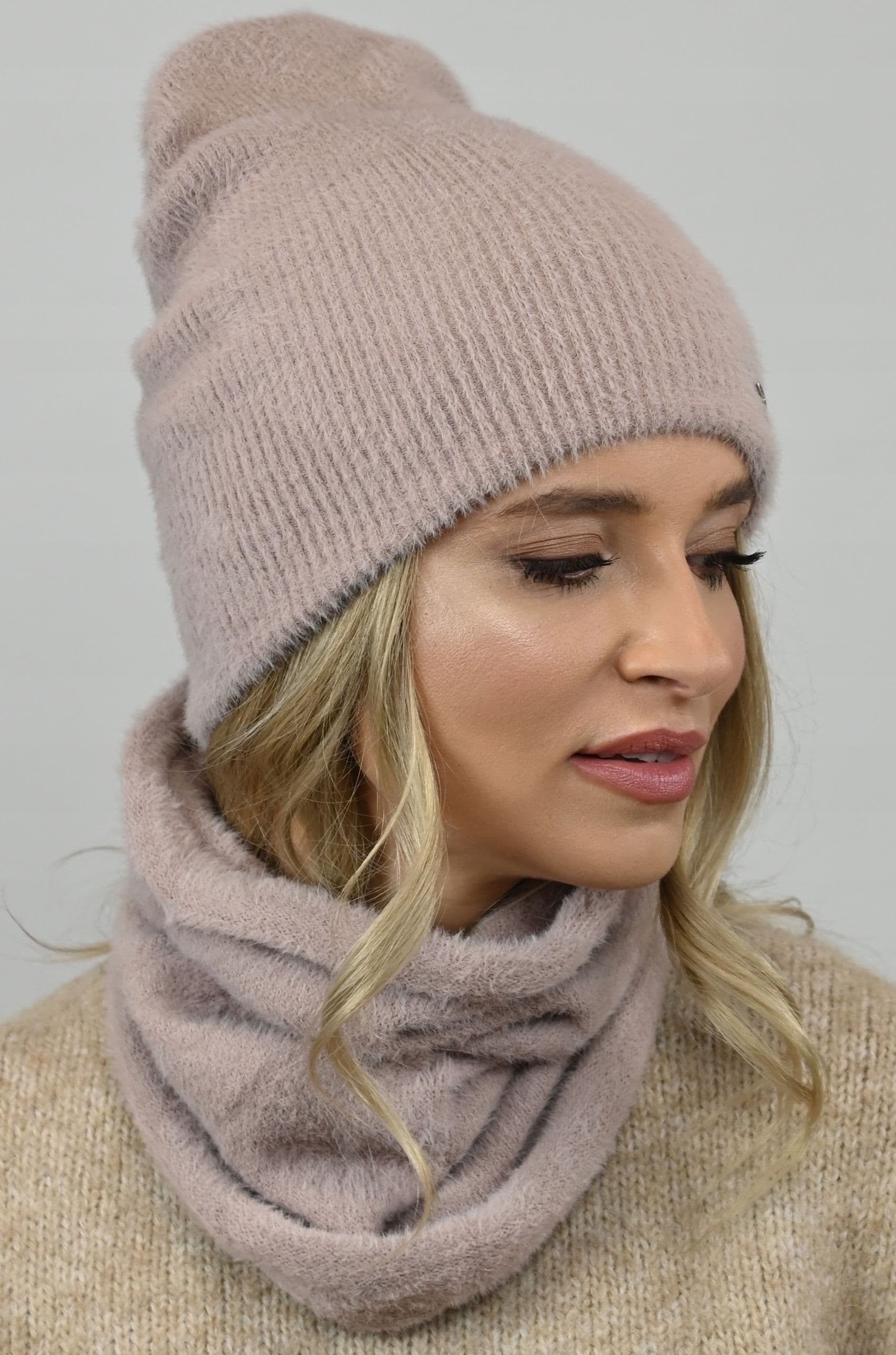 Czapka Damska Ciepła zimowa Beanie dwuwarstwowa uniwersalna modna prążek
