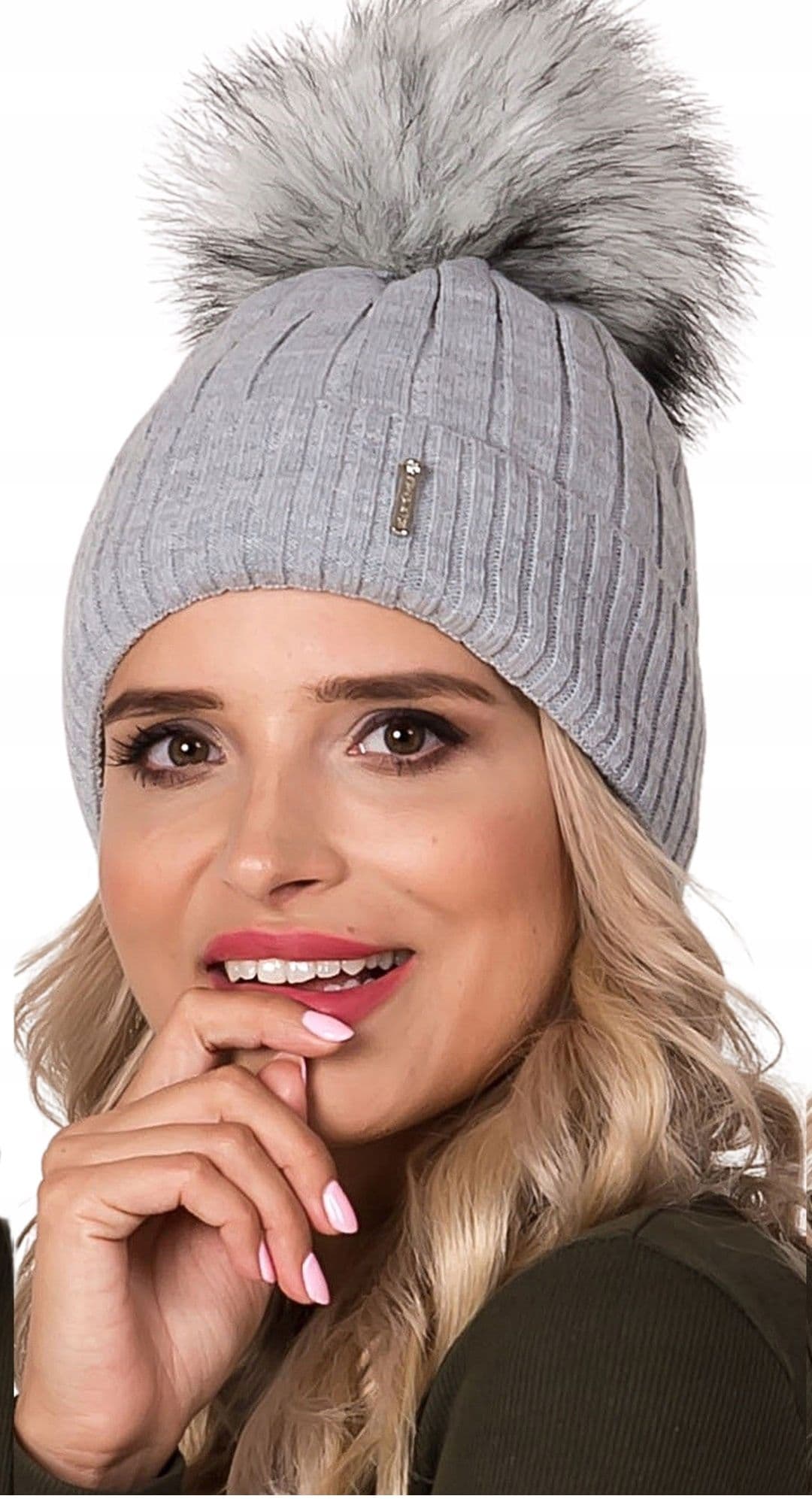 Szara Ciepła Czapka Damska Młodzieżowa Jesień Zima Elegancki POMPON J2