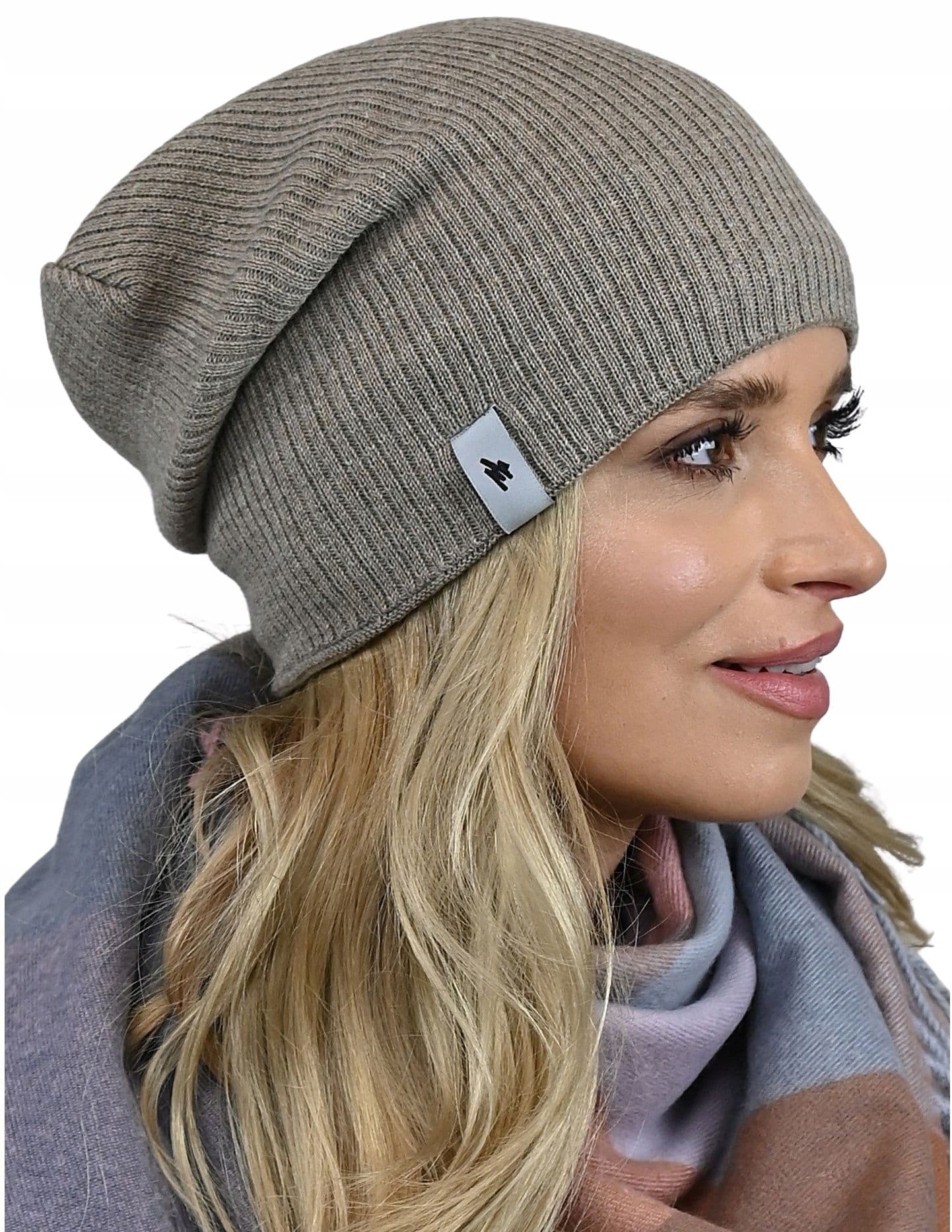 Modna damska CZAPKA smerfetka beanie w prążki młodzieżowa stylowa