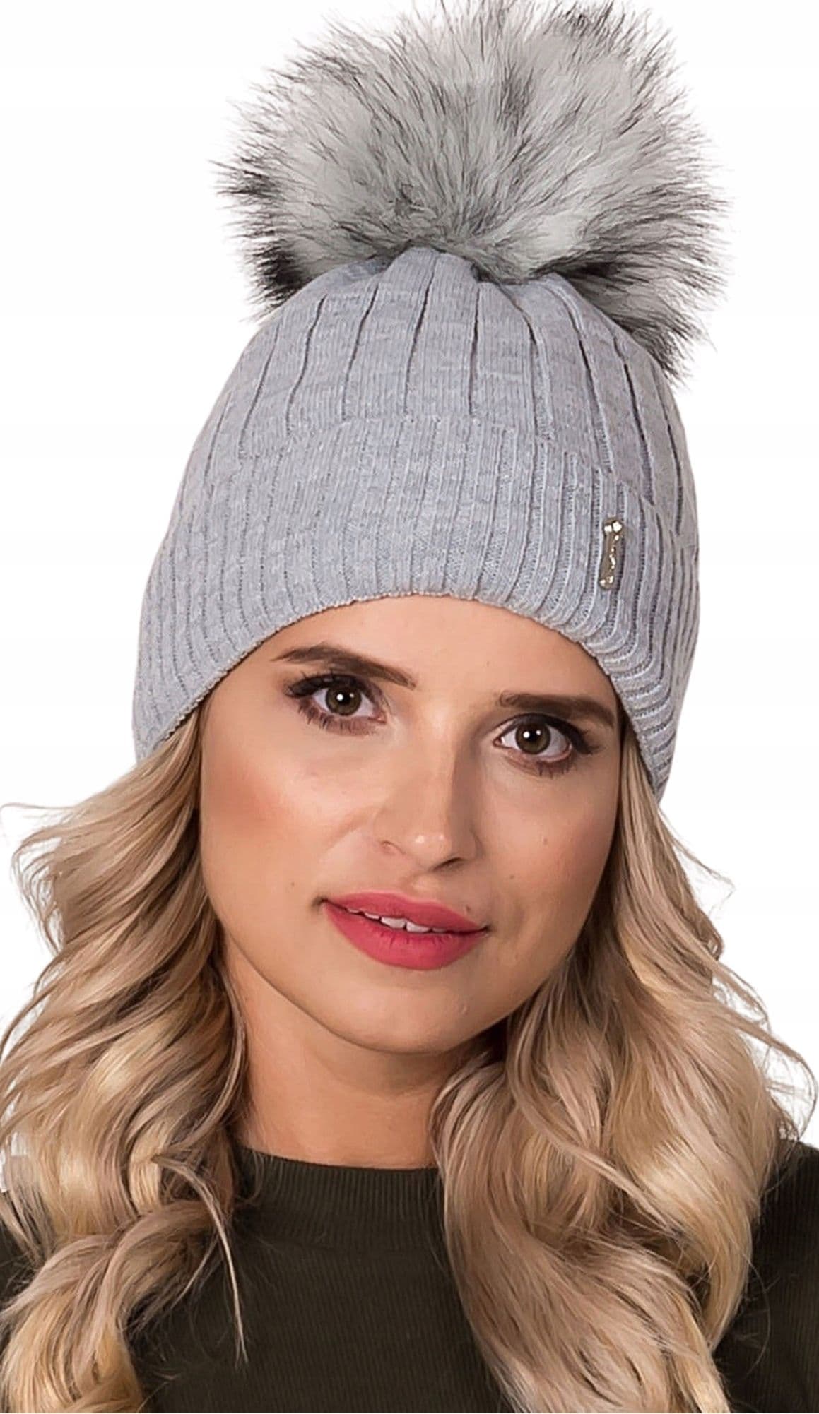 Szara Ciepła Czapka Damska Młodzieżowa Jesień Zima Elegancki POMPON J2