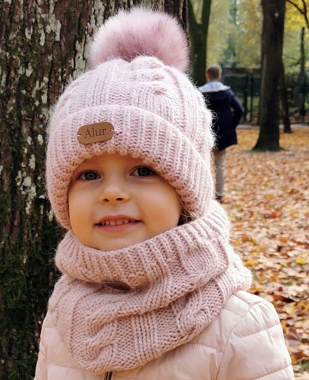 CZAPKA Z KOMINEM NA polarze komplet ciepły RÓŻ