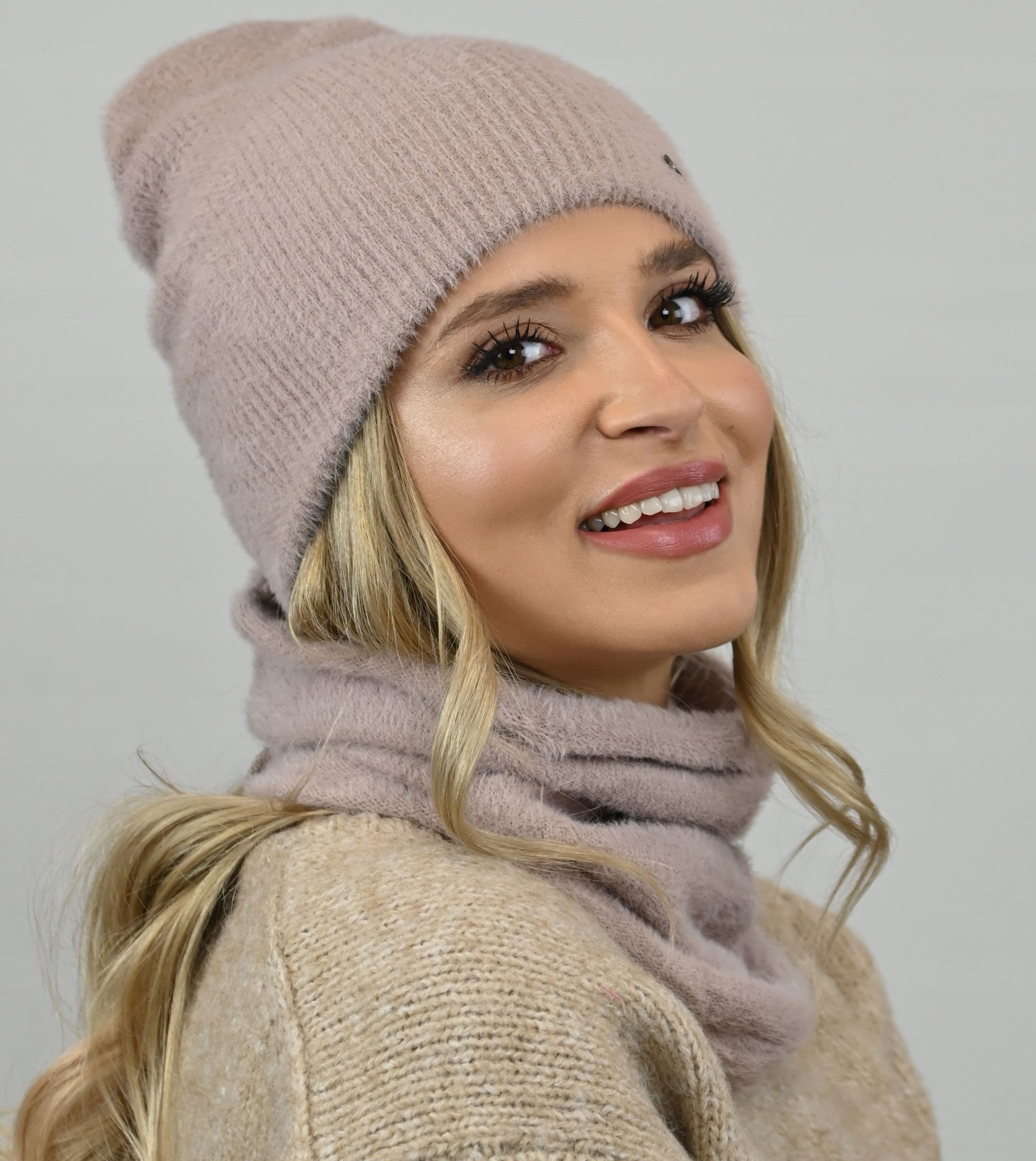Czapka Damska Ciepła zimowa Beanie dwuwarstwowa uniwersalna modna prążek