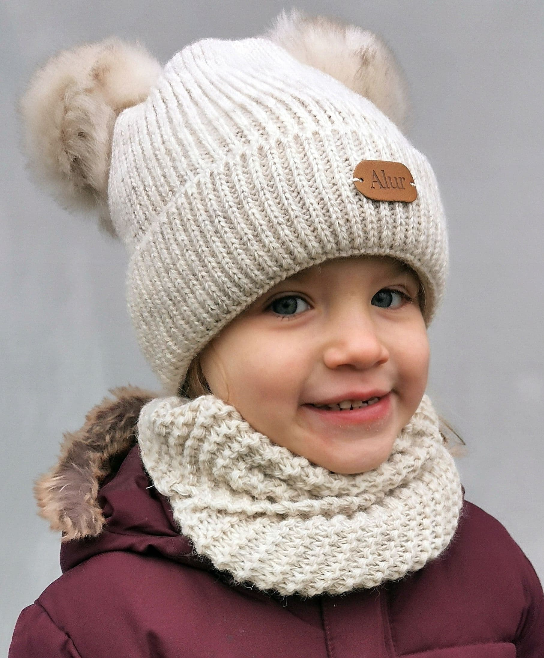 Ciepły komplet dziecięcy CZAPKA KOMIN Modna Prążek, Pompony POLAR