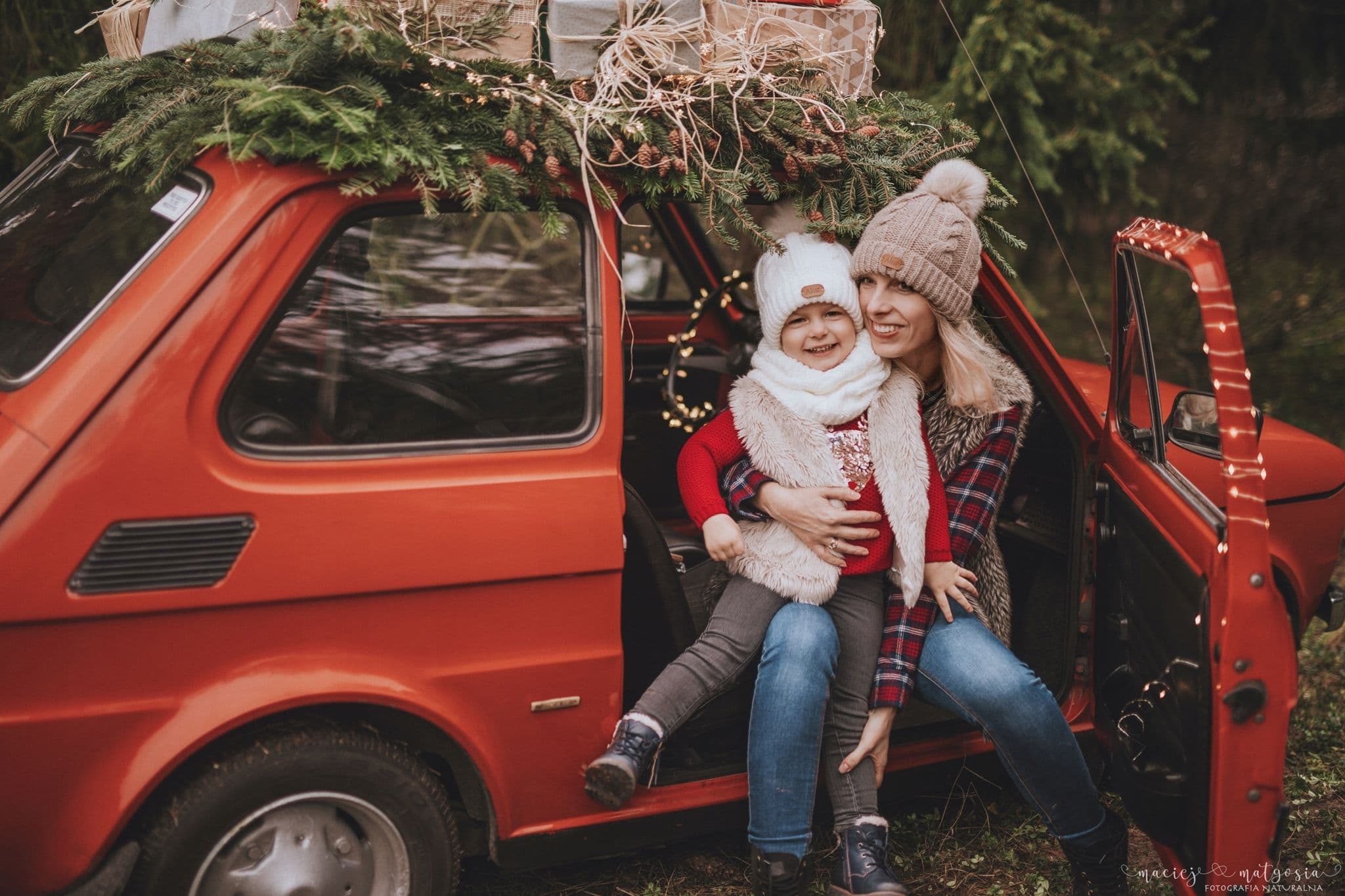 CZAPKA KOMIN RĘKAWICZKI KOMPLET DZIECIĘCY CIEPŁY NA ZIMĘ MODNY POMPON A1