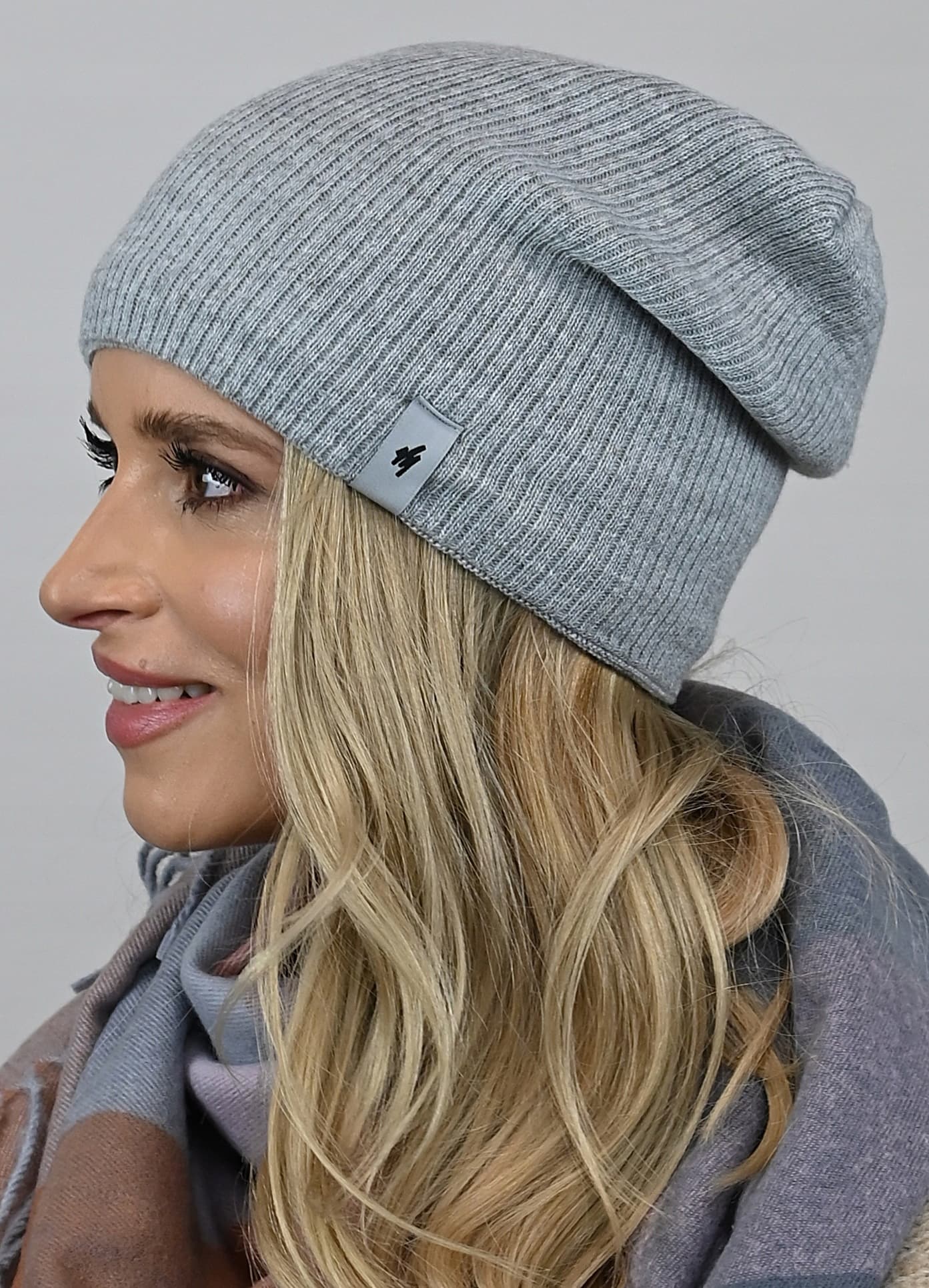 CZAPKA na polarze smerfetka beanie prążek