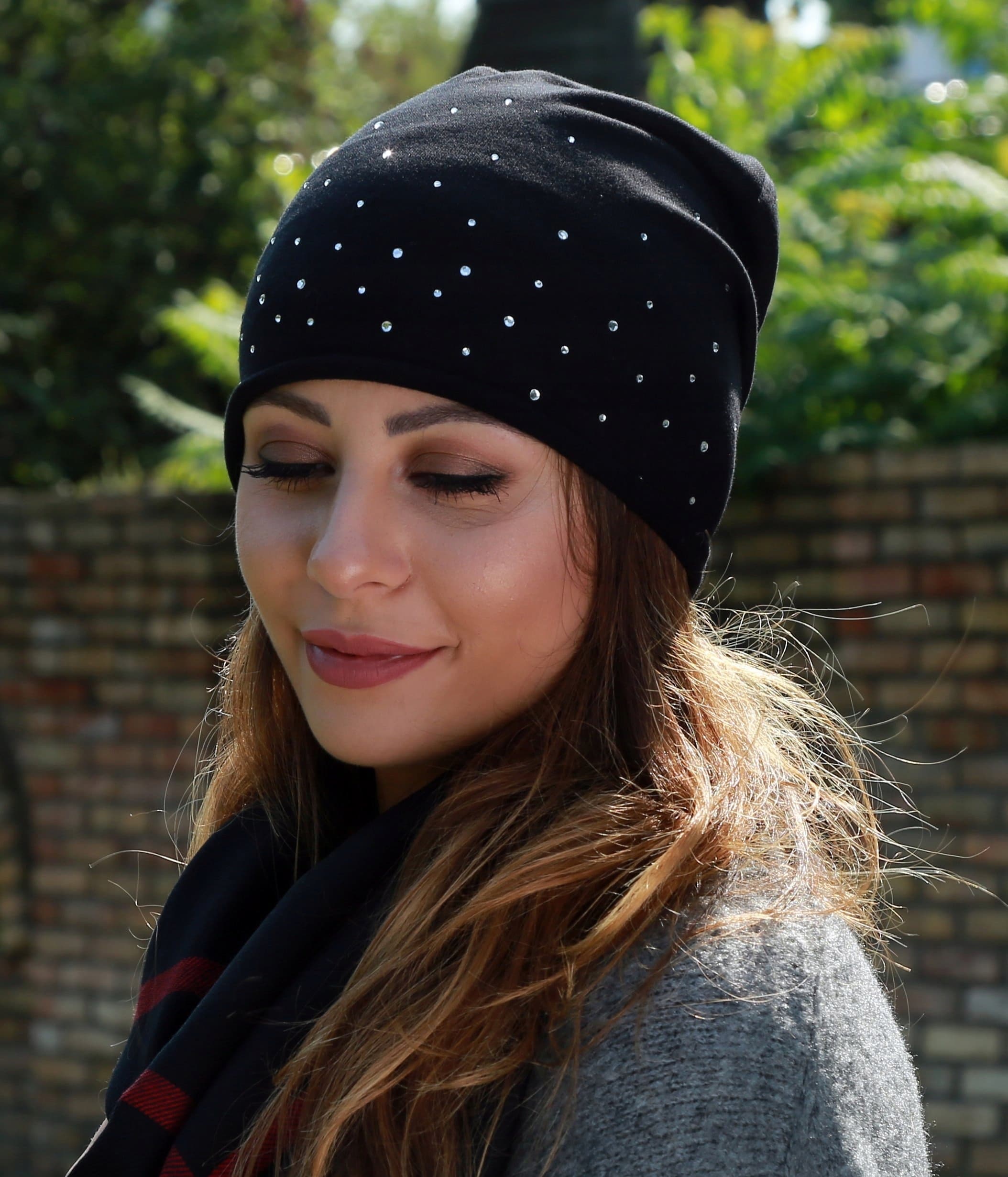 Klasyczna CZAPKA damska z bawełny przejściowa BEANIE Cyrkonie Czarna