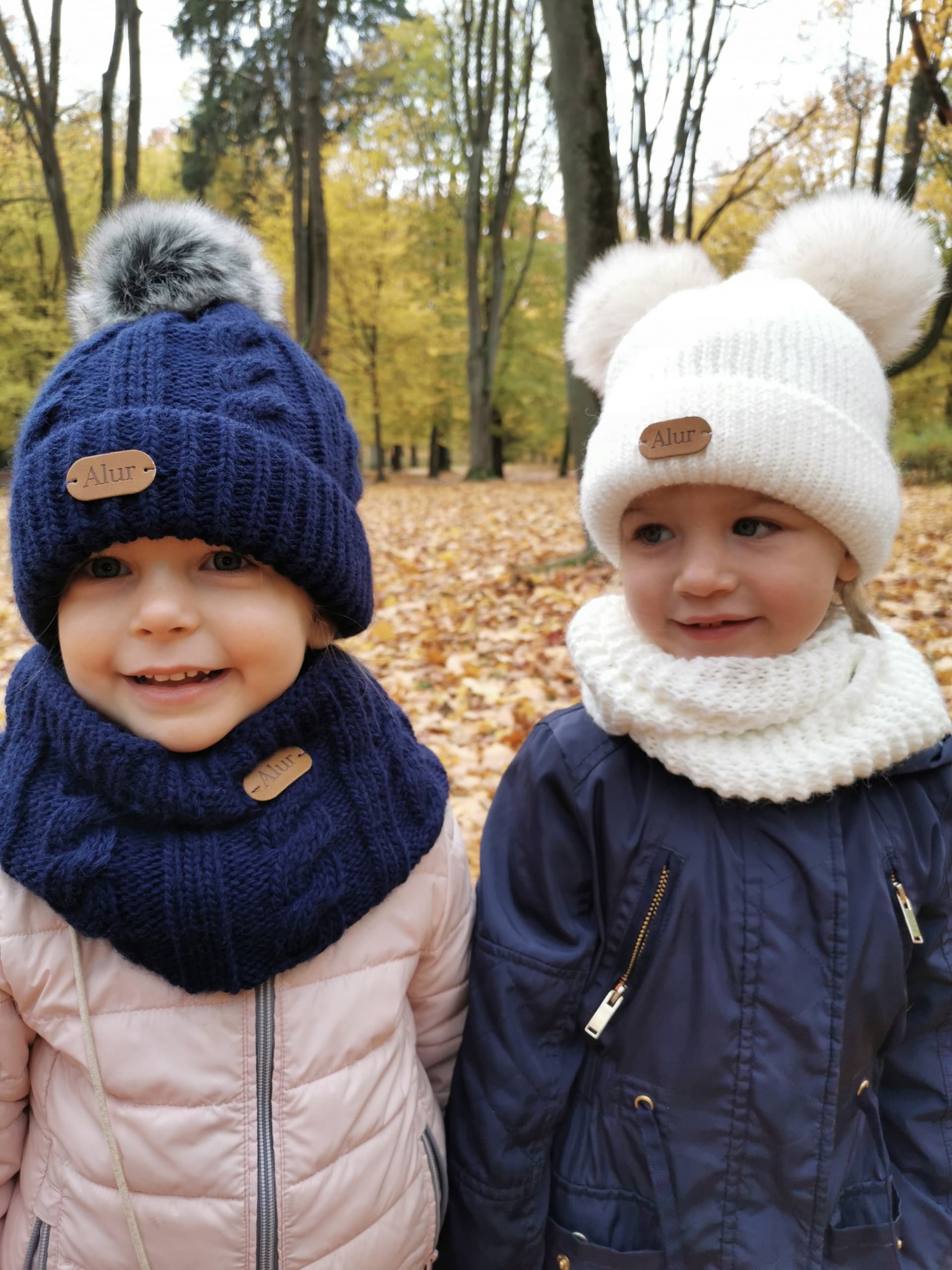 Granatowy komplet zimowy czapka i komin 2-15 LAT
